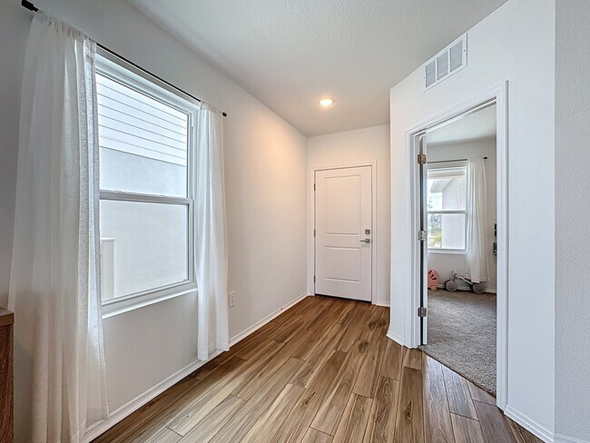 Foto del edificio - 13126 Cedar Elm Ln