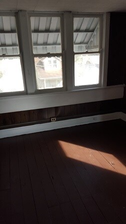 Photo - Move Right In!  What a great value House