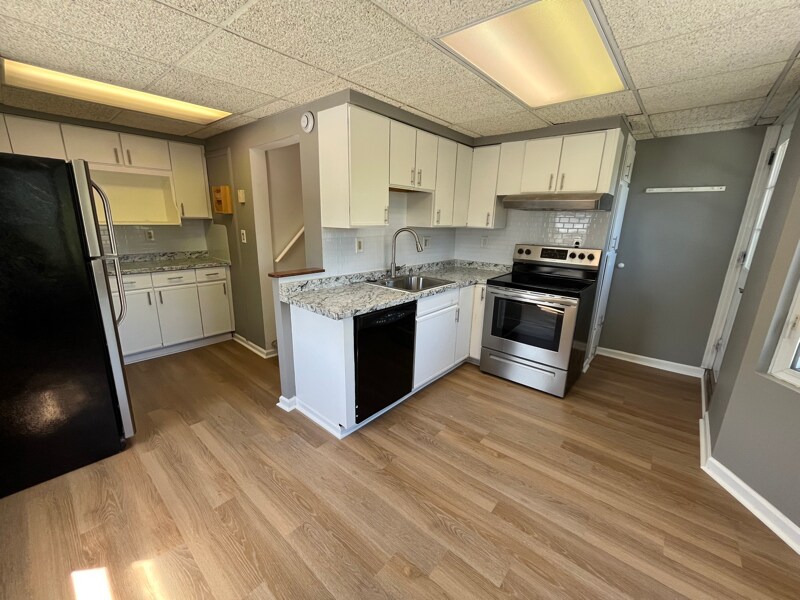 Photo - 305 W Clayton Ave (Clayton, NJ)