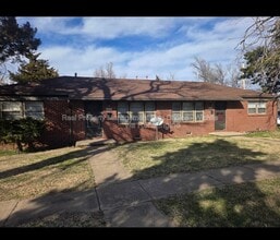 Building Photo - 1630 S Mission Rd