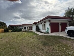 Building Photo - 10188 Flag Dr