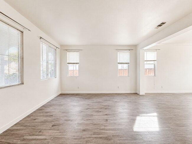 Building Photo - 4420 Cloudywing Rd