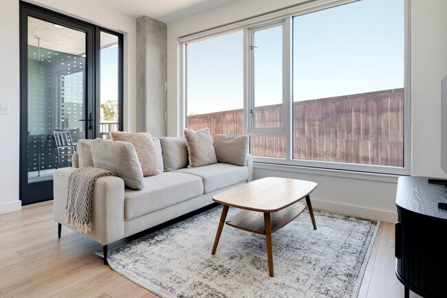 Building Photo - 1395 22nd St