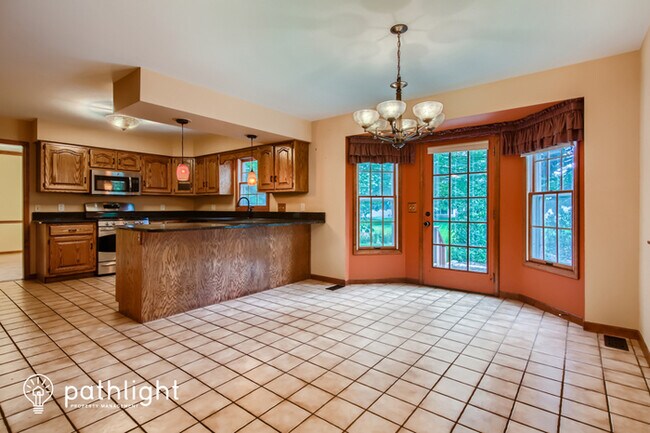 Building Photo - 303 Lombardy Lane, Oswego, IL, 60543