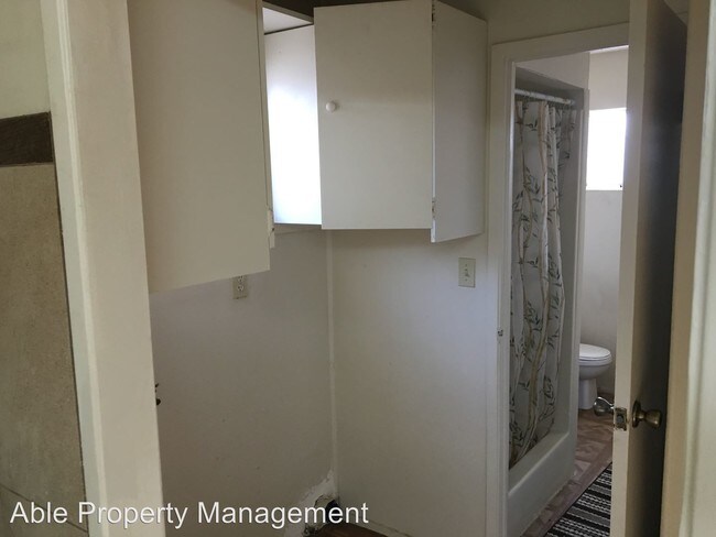 Foto del edificio - 9807-9815 Stobaugh St