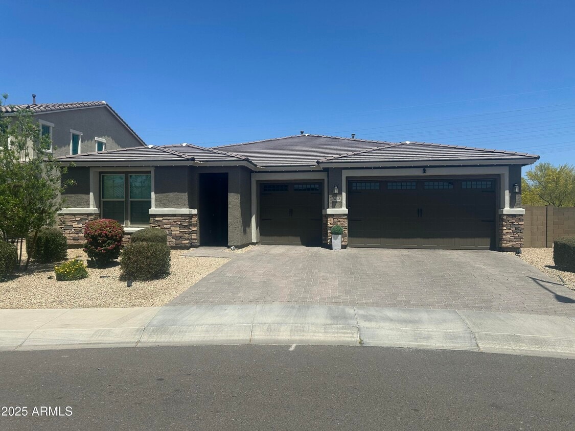 Foto principal - 7512 W Warner St