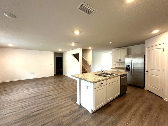 Foto del edificio - 3262 Chapelwood Dr