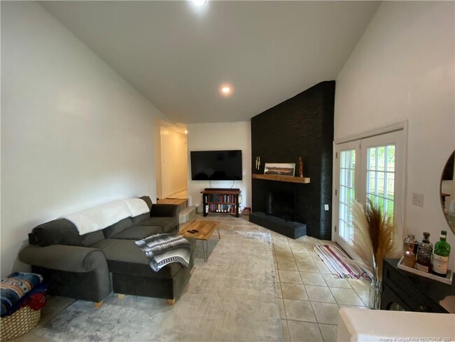 Building Photo - 7203 Bailey Ct