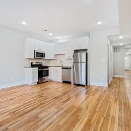 Building Photo - 1154 E 54th Pl