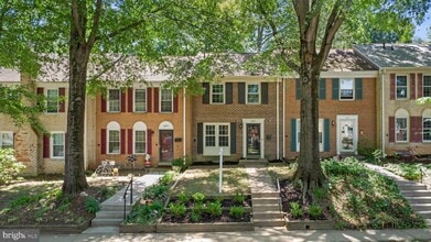 Building Photo - 2407 Alsop Ct