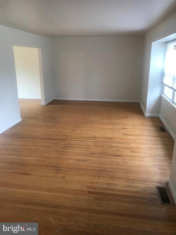 Foto del edificio - 4002 Greenmount Dr