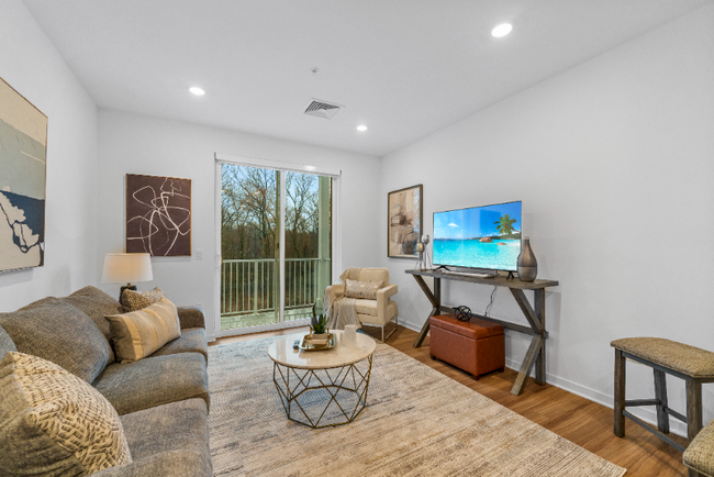 Building Photo - 4000 Schindler Ct