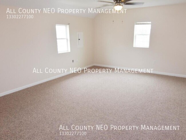 Building Photo - Spacious 1 Bed, 1 Bath Apartment in Barber...