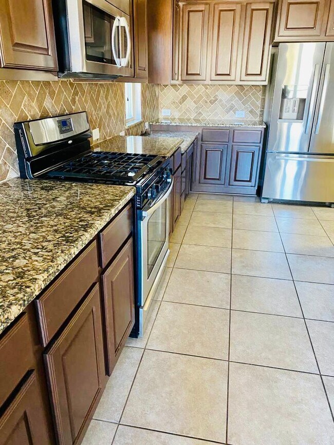 Foto del edificio - 2604 Windview Ln
