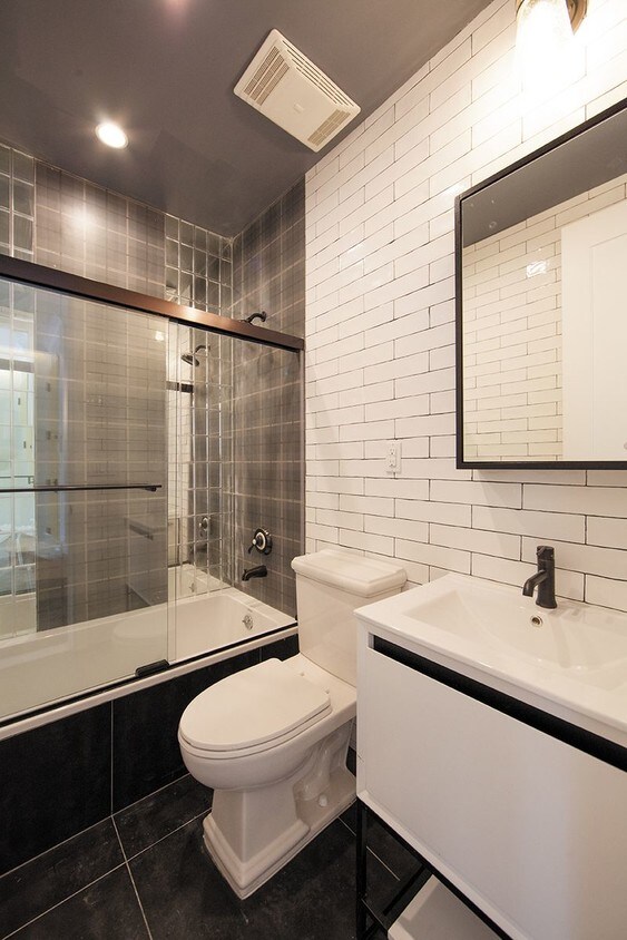 Foto principal - 6080 Myrtle Ave