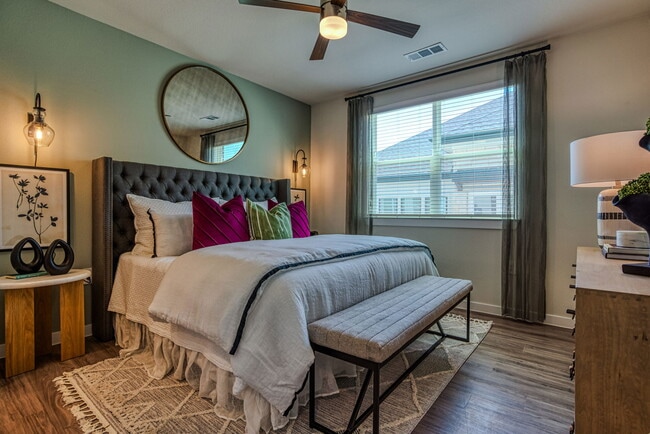 Building Photo - 5901 Co Rd 277