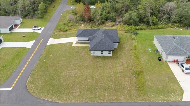 Foto del edificio - 16816 SW 41st Ave Rd