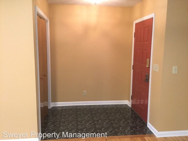 Building Photo - 3 br, 2 bath House - 800 Pilots Ridge Road