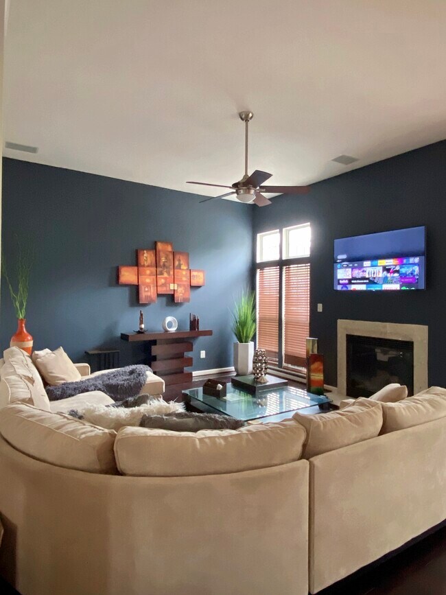 family room - 6355 Victor Gray Ct