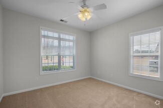 Building Photo - 200 Regency Ln SW