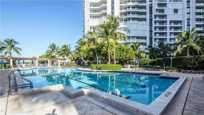 Building Photo - 21055 Yacht Club Dr