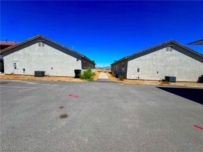 Building Photo - 1390 Ogallala St