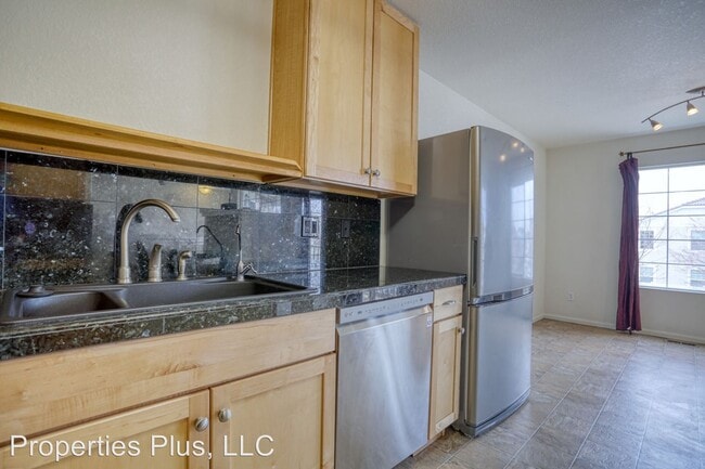 Building Photo - 2 br, 2 bath House - 21369 Randolph Pl