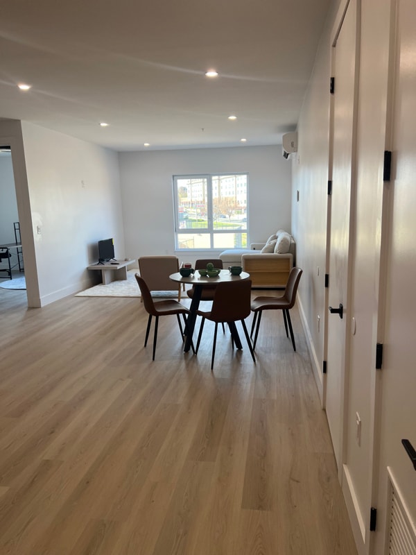 Building Photo - 19 Livingston St