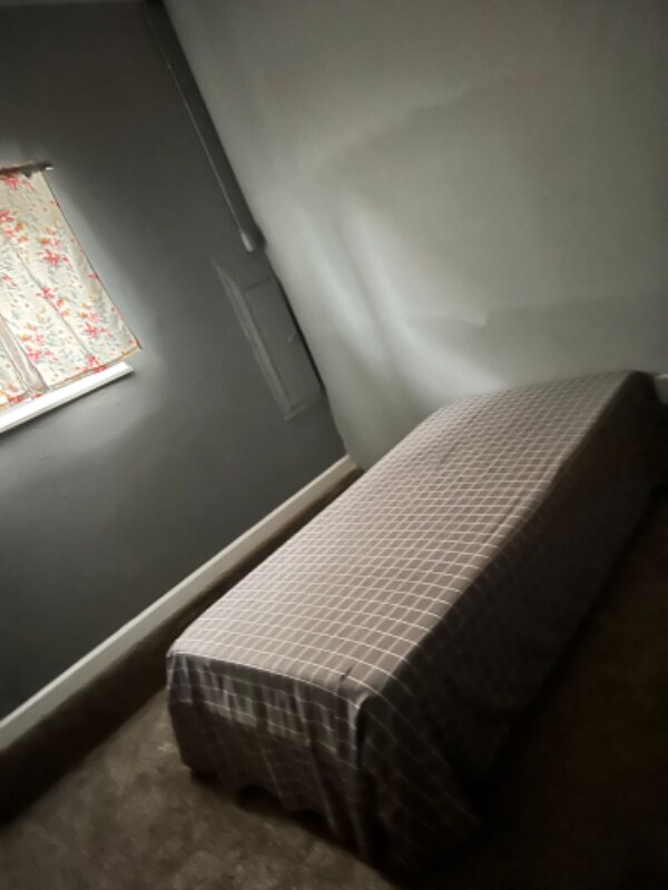 Foto del edificio - 1410 E 60th St