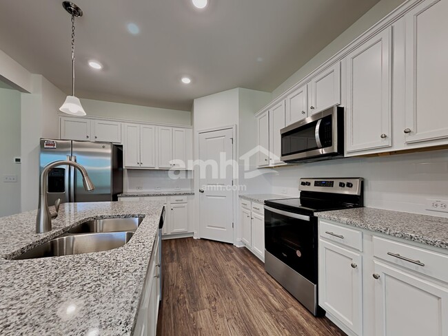 Building Photo - 4301 Spregan Way