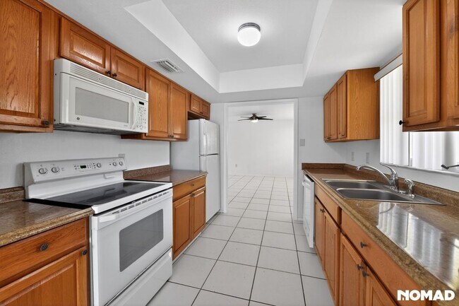 Foto del edificio - 253 Glenwood Ave