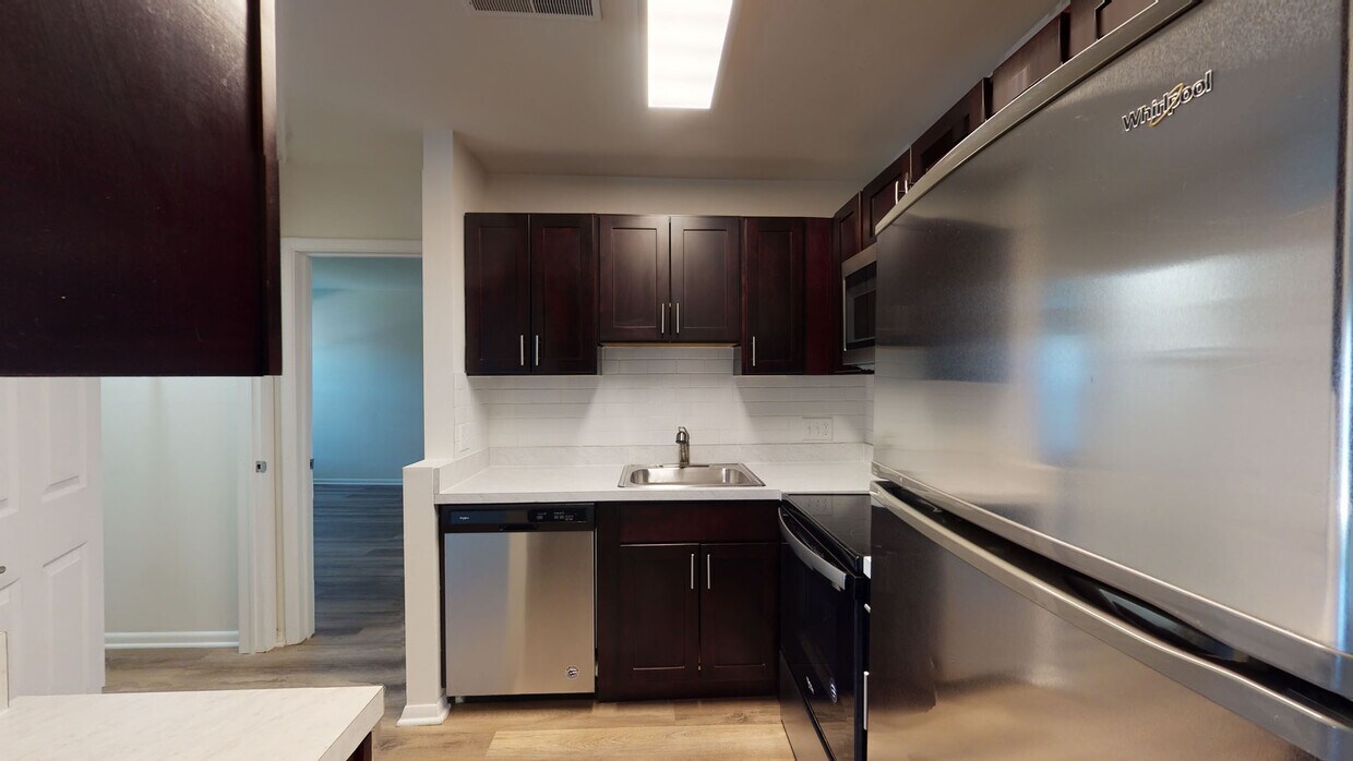 Primary Photo - 351 Buckminster Dr