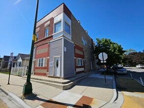 Building Photo - 2500 W Pershing Rd