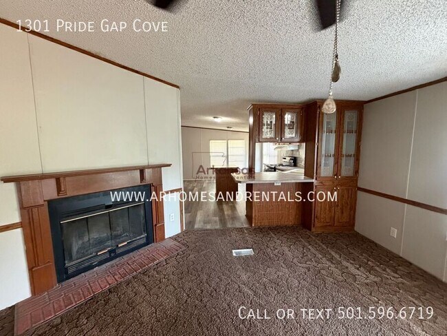 Building Photo - 1301 Pride Gap Cove