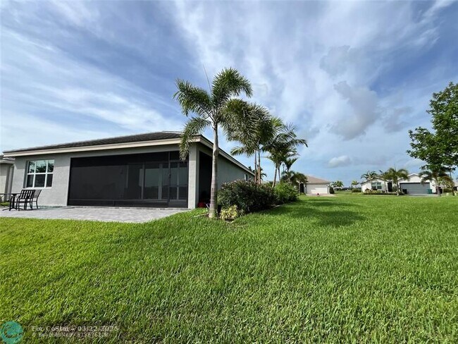 Building Photo - 11711 SW River Crossing Pl