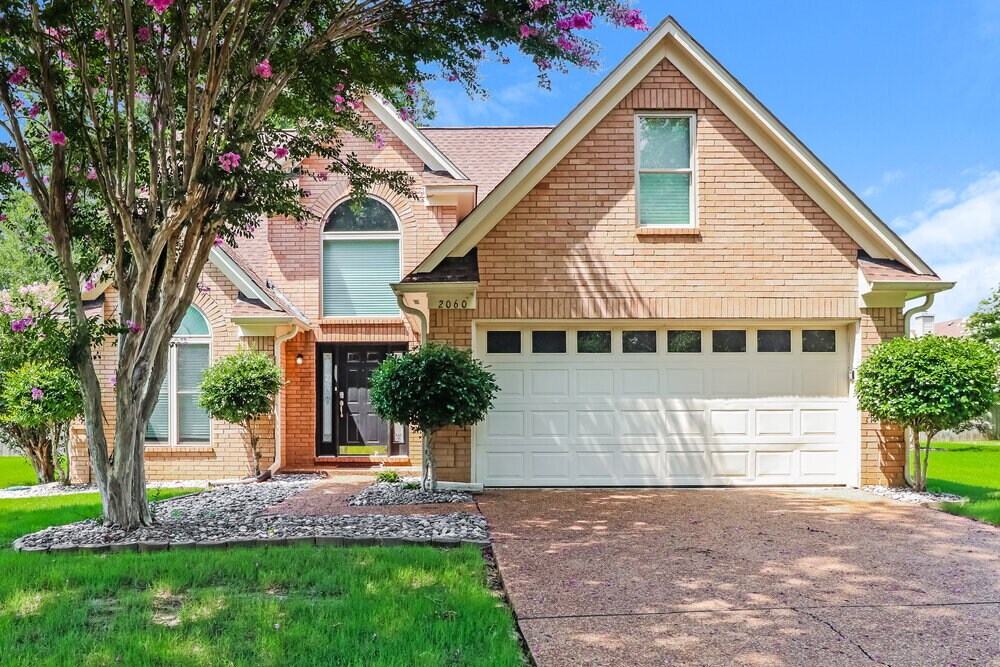 Foto principal - 2060 Greencliff Dr