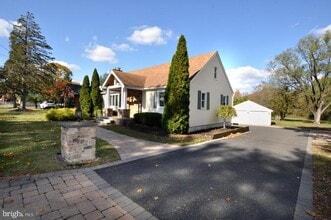 Building Photo - 154 Old Marlton Pike Building Photo - 154 Old Marlton Pike