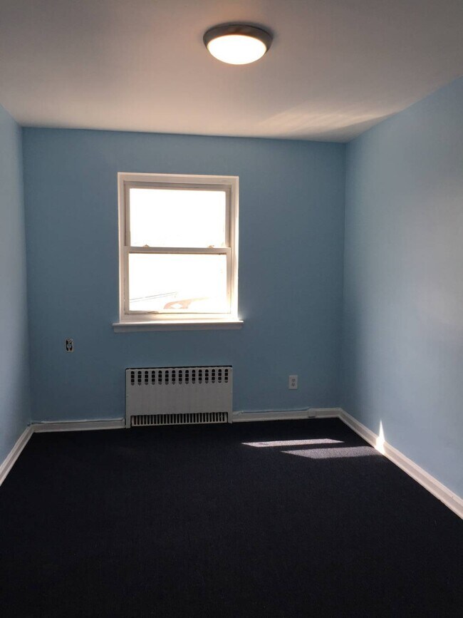 Foto del edificio - 2090 Bragg St