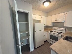 Building Photo - 8907 Parkfield Dr