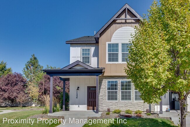 Building Photo - 3 br, 2.5 bath House - 1842 N. Shamrock Av...