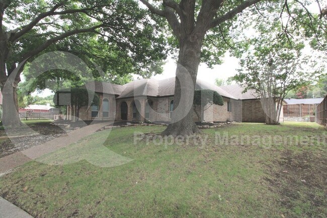 Building Photo - 3805 Covinton Ln