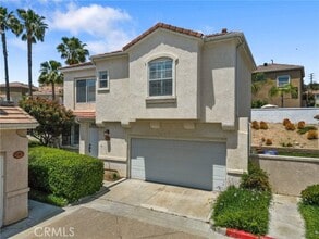 Building Photo - 27875 Skycrest Cir Dr