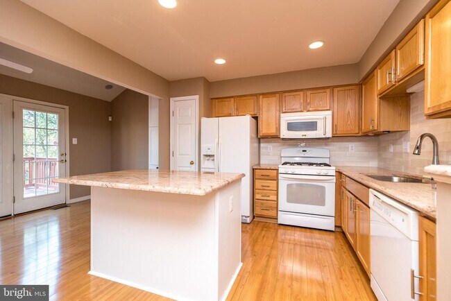 Foto del edificio - 513 Westfield Ct