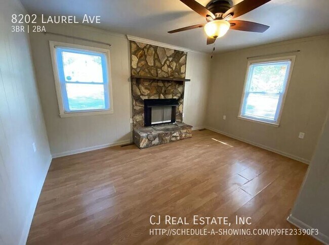Building Photo - 8202 Laurel Ave