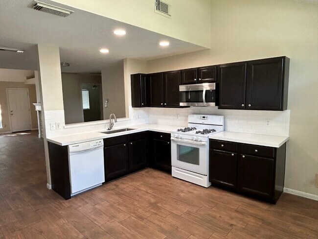 Foto del edificio - 14518 Cypress Green Dr