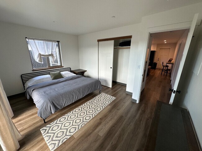 Foto del edificio - 2500 Avery Ct