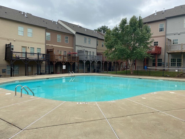 Foto del edificio - 1035 Willow Field Ln