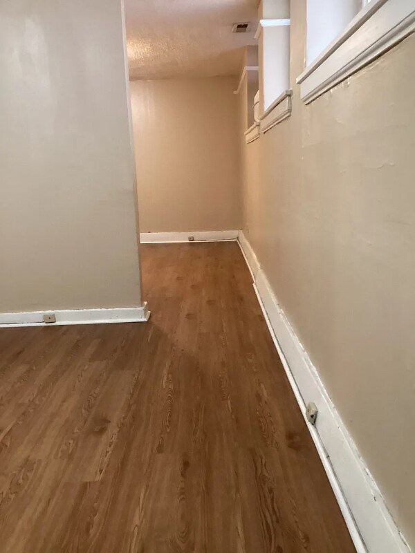 Foto del edificio - 4423 S Indiana Ave