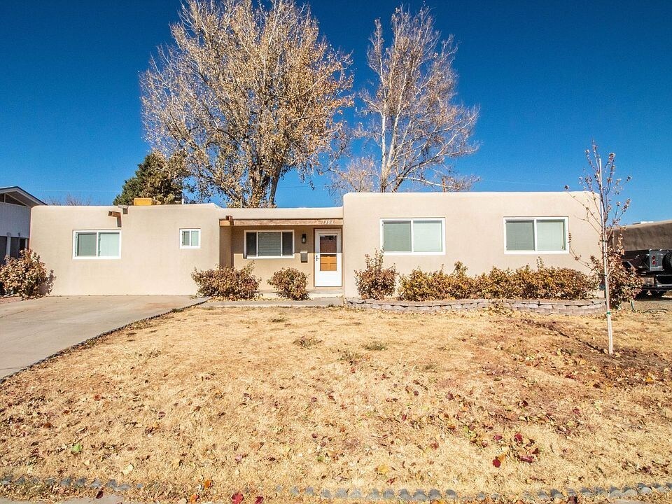Primary Photo - 1304 N Mesa Verde Ave
