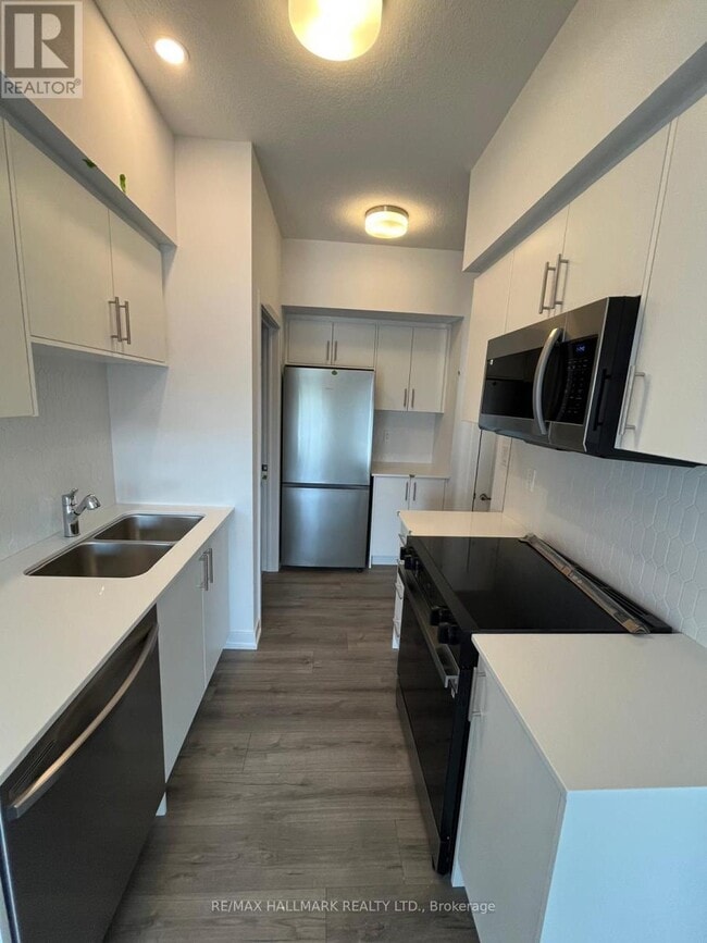 Photo du bâtiment - 940-940 St David St N